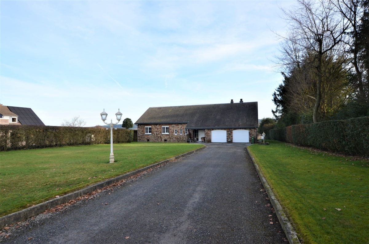 Galerie de Magnifique maison à louer dans le village de Herbiester