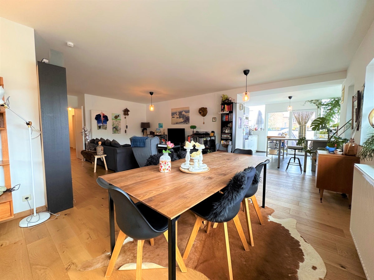 Galerie de Verviers avenue Mullendorf : appartement lumineux de 2 chàc