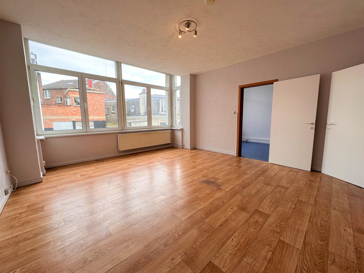 Galerie de Lumineux appartement 1 chambre à coucher à louer à Verviers