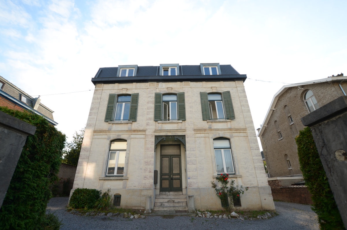 Galerie de Appartement 2 chambres bien situé