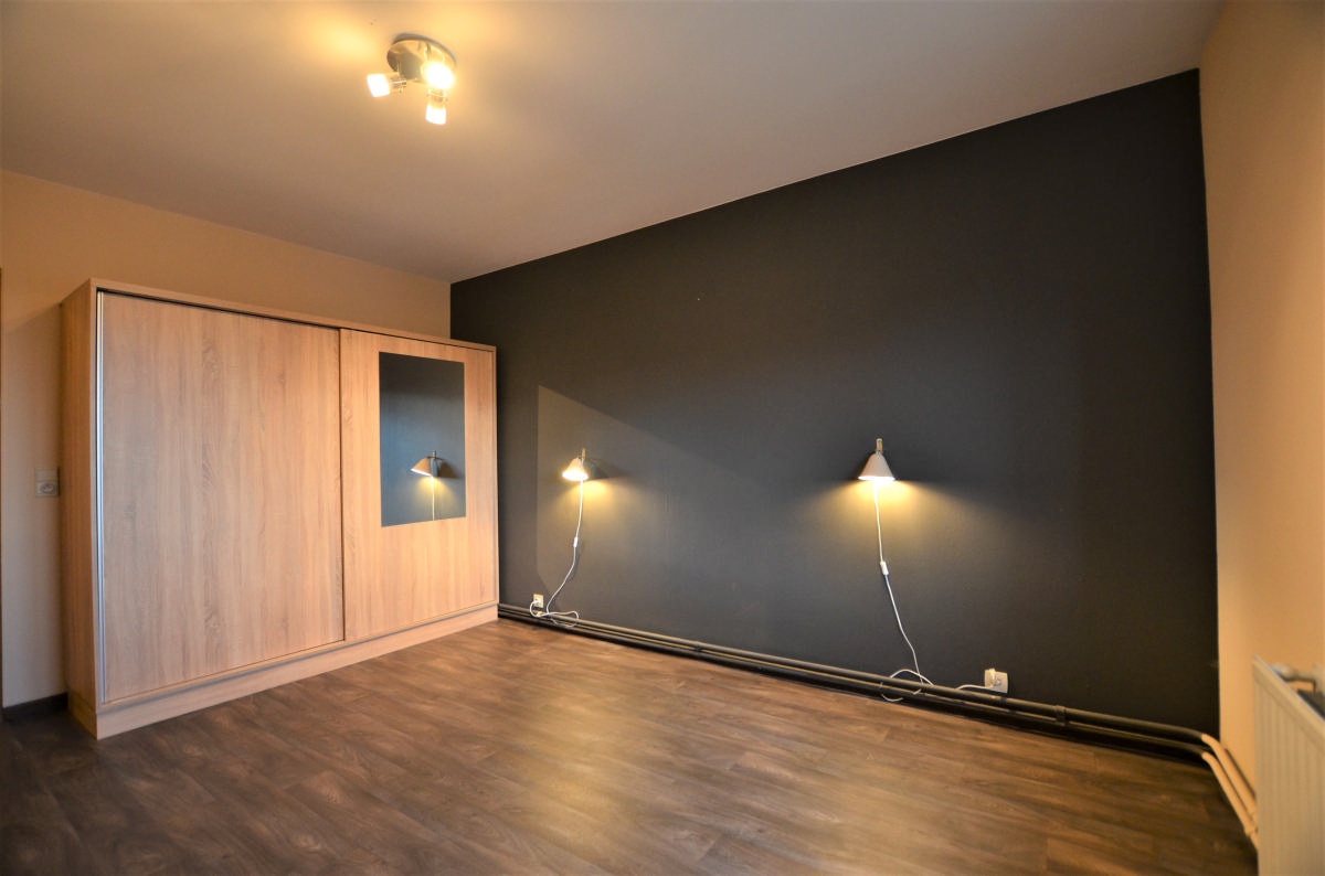 Galerie de VERVIERS: Bel appartement 2 chambres