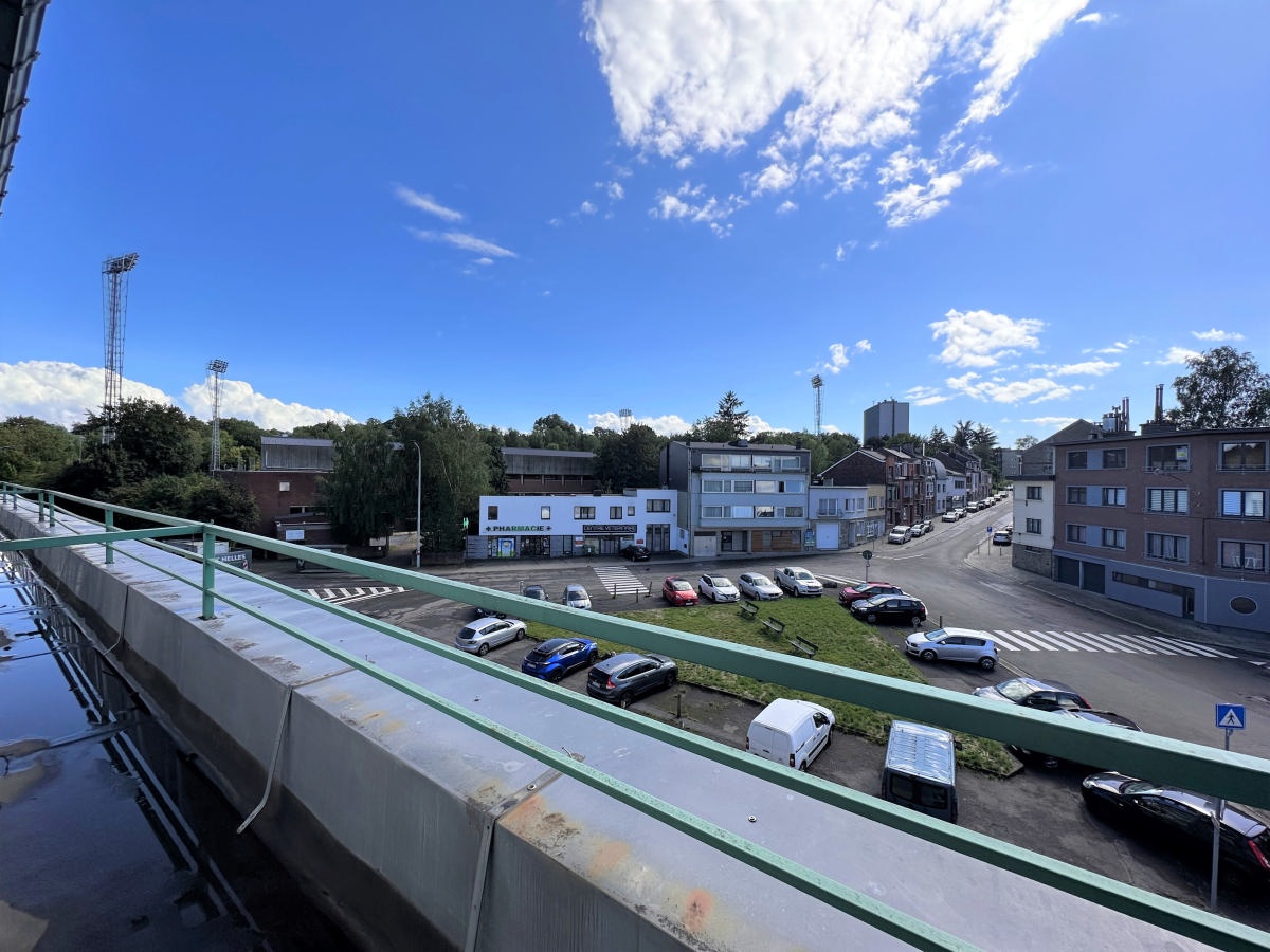 Galerie de VERVIERS: Appartement une chambre avec vue époustouflante!