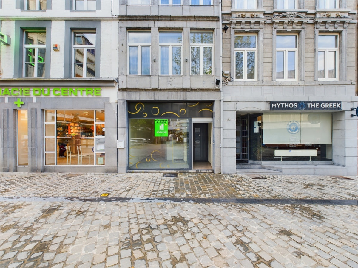 Galerie de Rez-de-chaussée commercial à louer à Verviers!