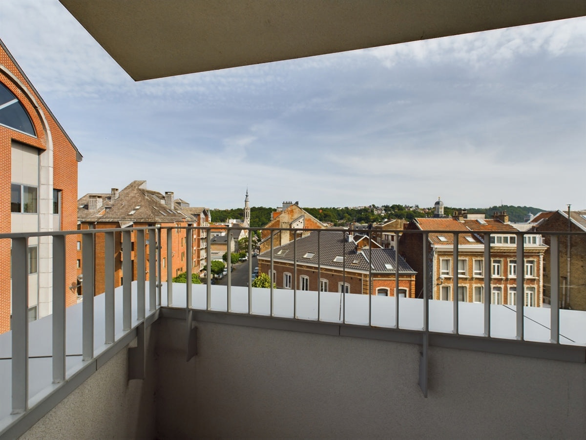 Galerie de SUperbe appartement à louer sur Verviers