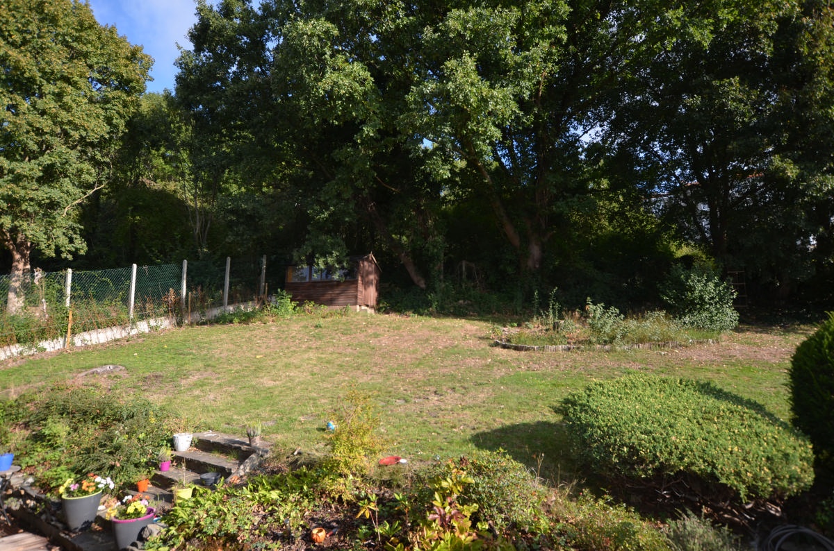 Galerie de A LOUER - Maison 4 chambres avec jardin et terrasse!  Visite virtuelle disponible dans média!!!