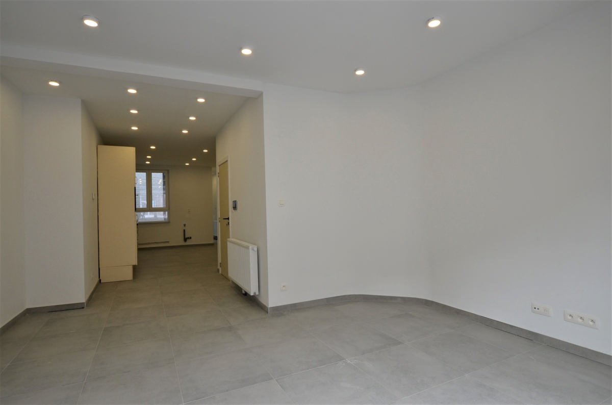 Galerie de Appartement rénové à louer à Verviers