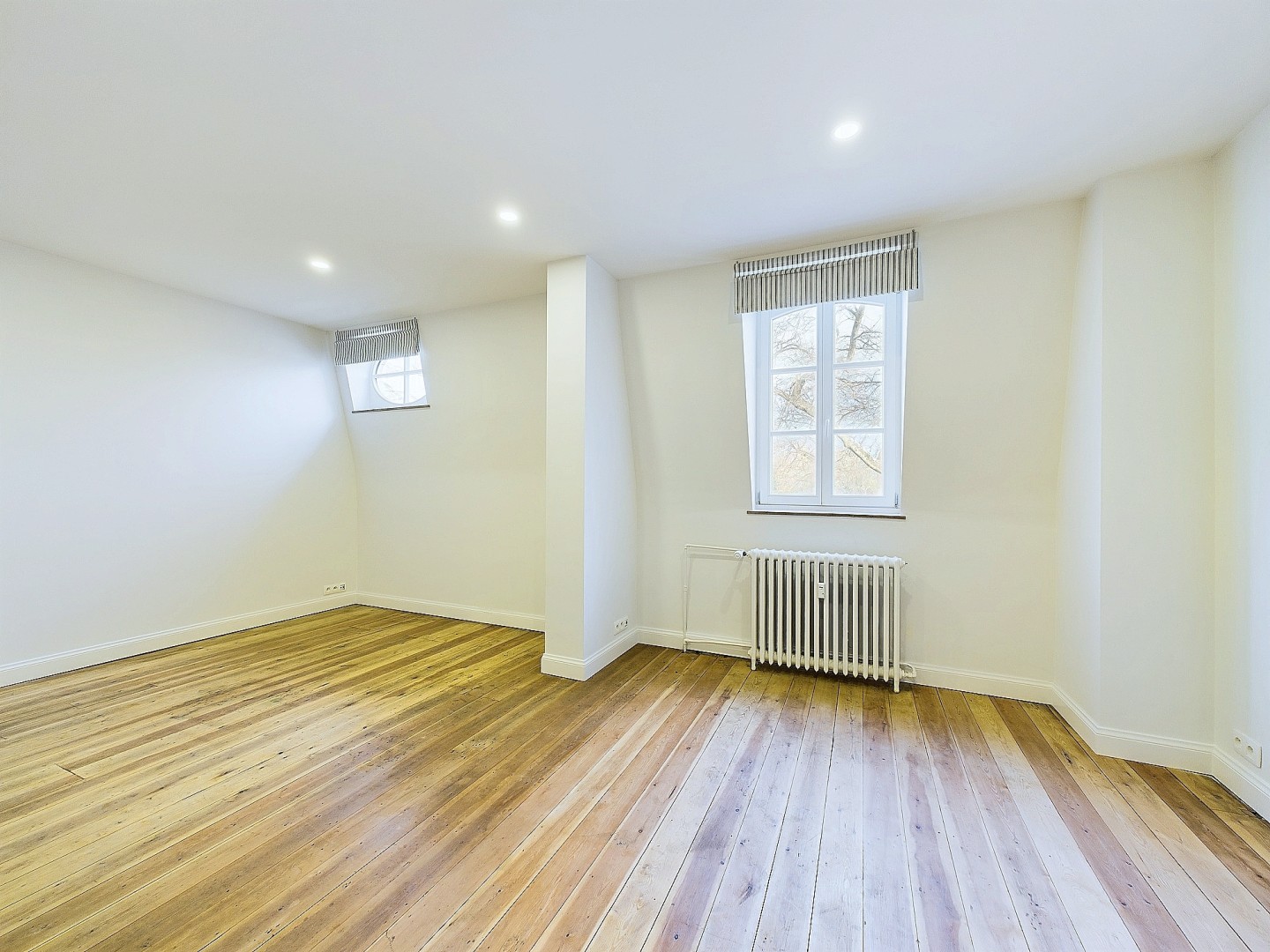 Galerie de Splendide appartement dans une maison de maître à Heusy