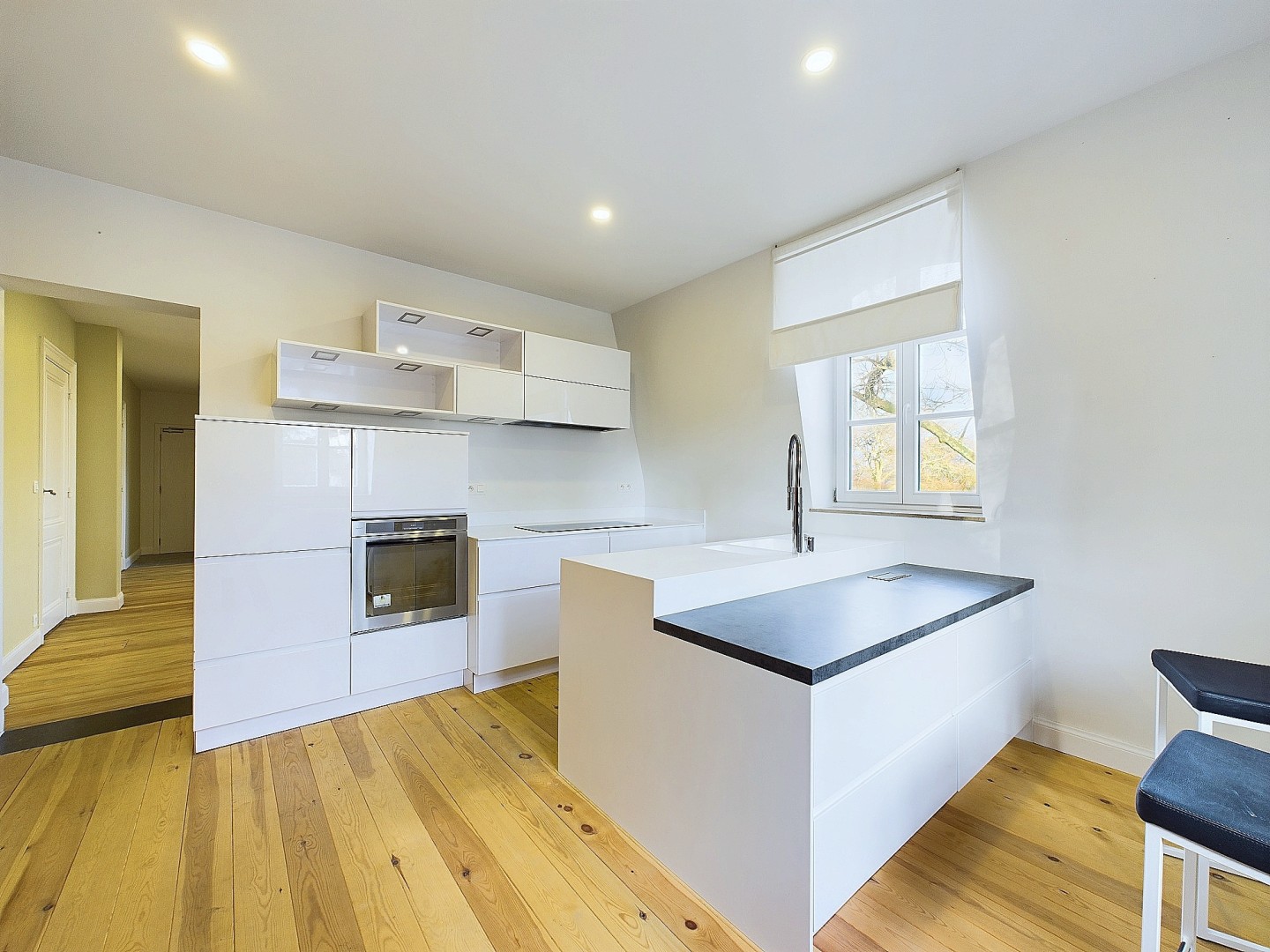 Galerie de Splendide appartement dans une maison de maître à Heusy