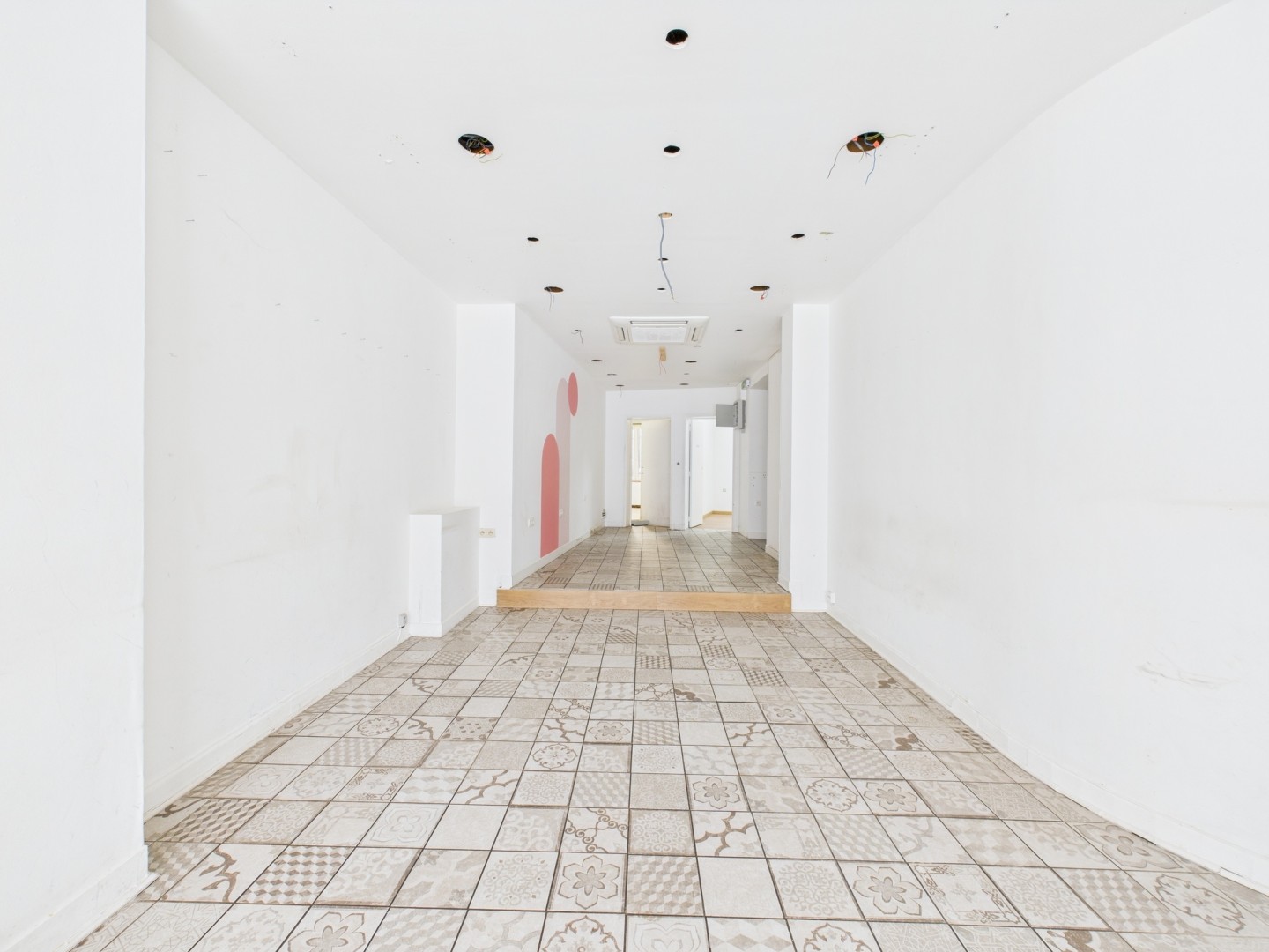 Galerie de Espace commercial au centre de Spa
