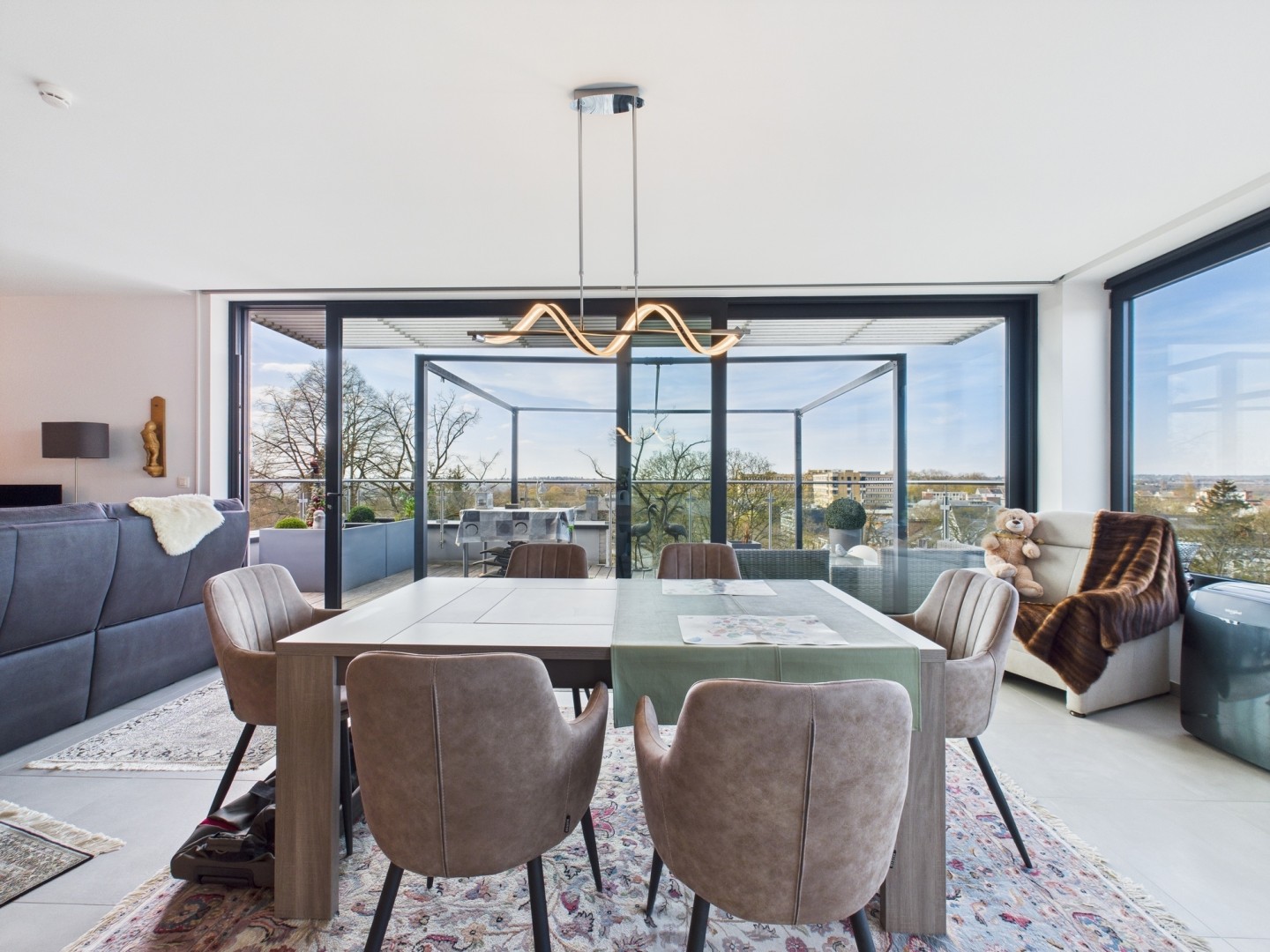 Galerie de Penthouse de haut standing à louer à Heusy
