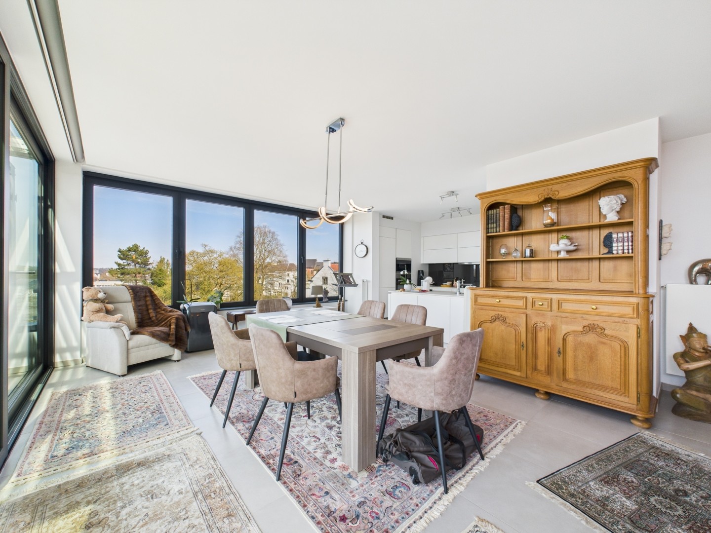 Galerie de Penthouse de haut standing à louer à Heusy