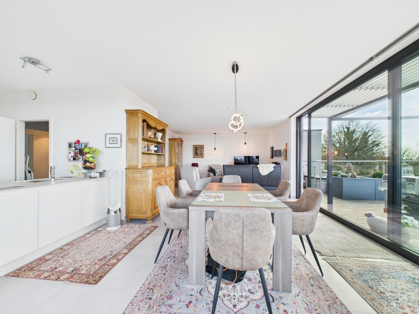 Galerie de Penthouse de haut standing à louer à Heusy