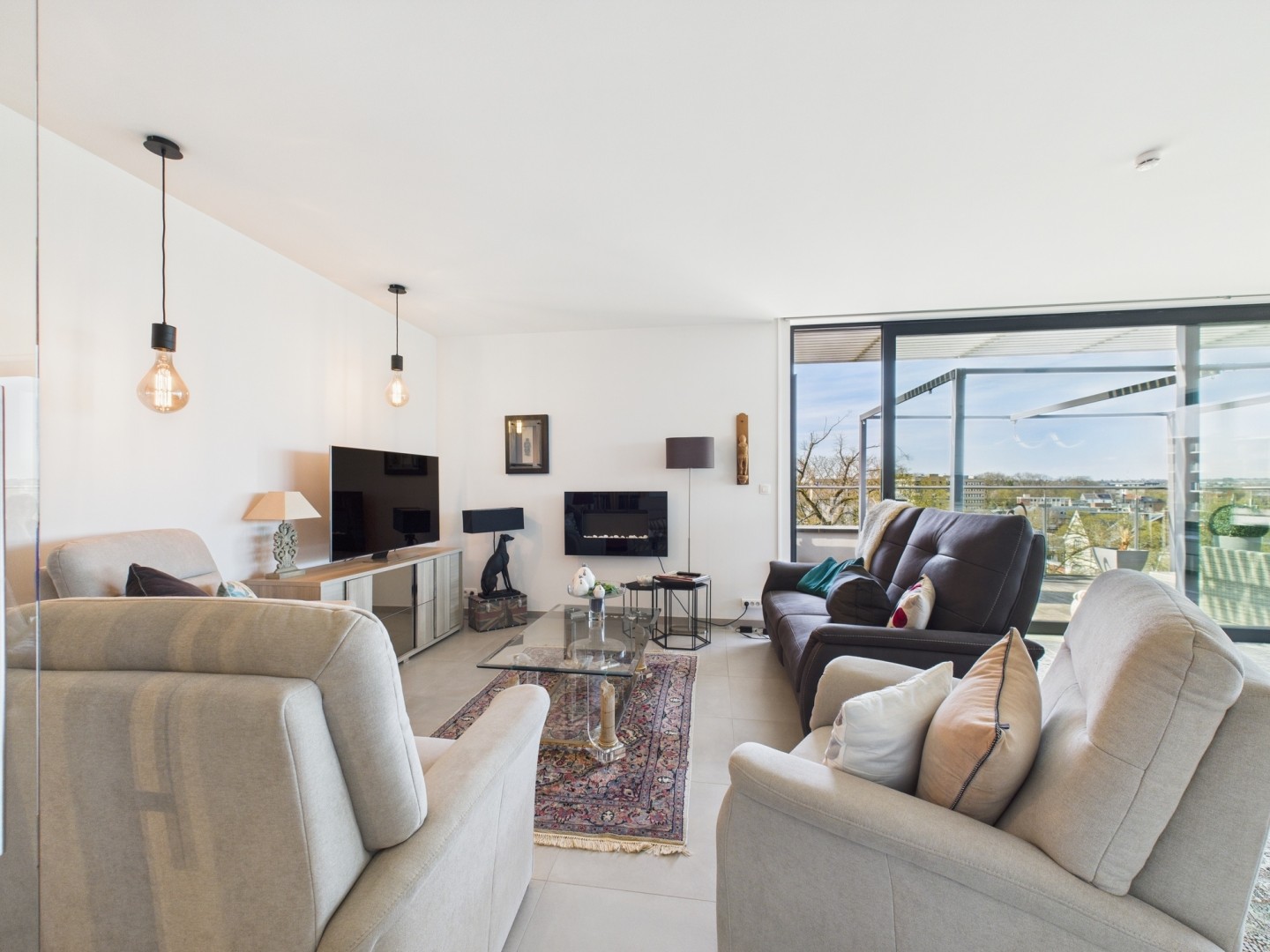 Galerie de Penthouse de haut standing à louer à Heusy