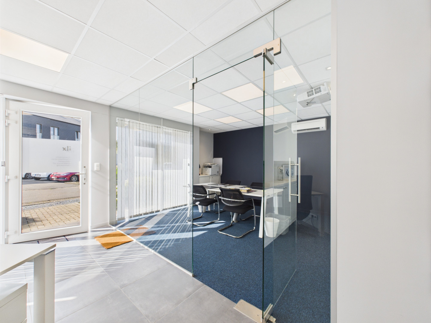 Galerie de Bureaux à louer à Tiège