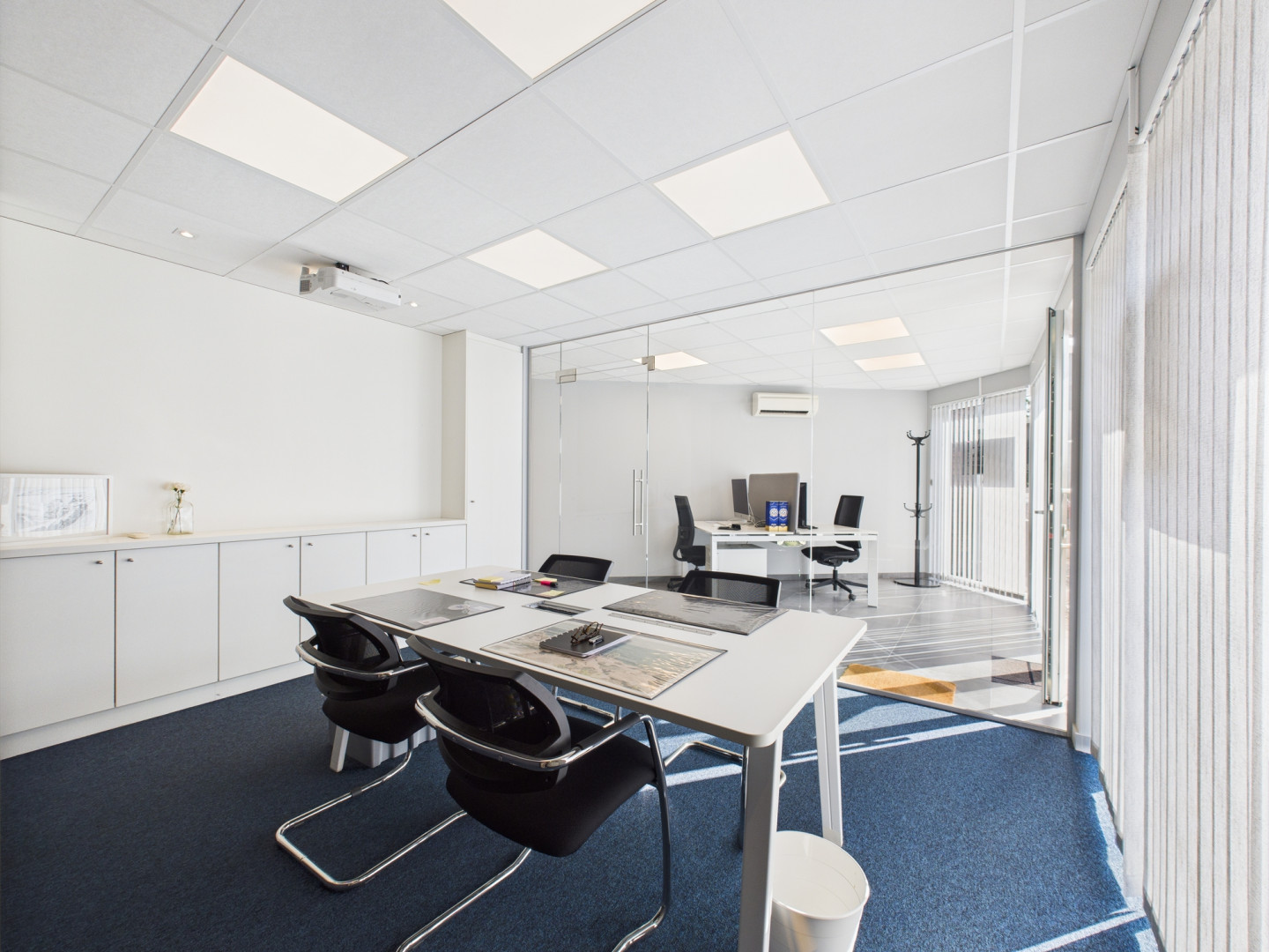 Galerie de Bureaux à louer à Tiège