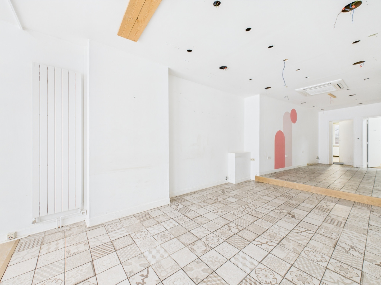 Galerie de Espace commercial au centre de Spa