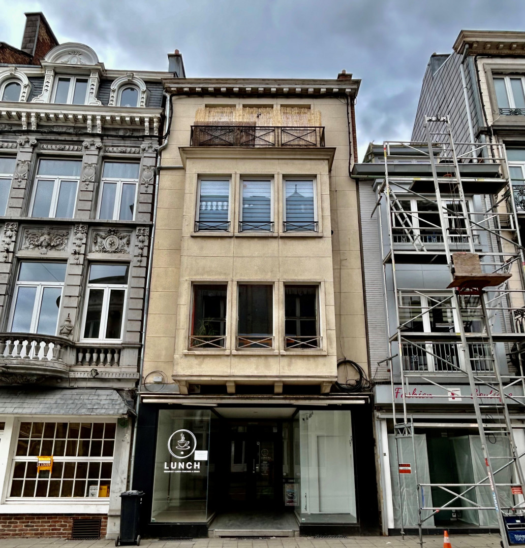 Galerie de Espace commercial au centre de Spa