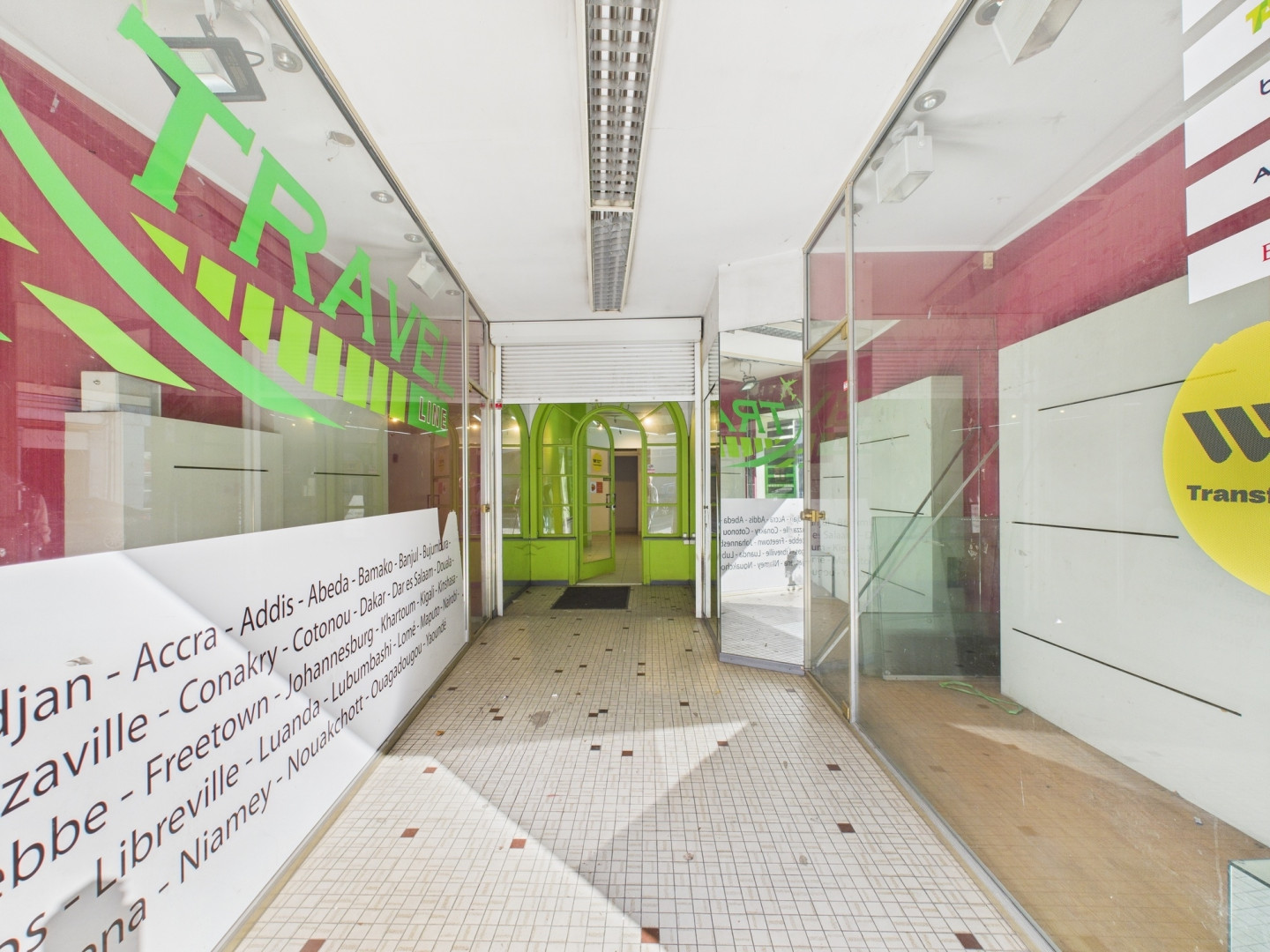 Galerie de Charmante surface commerciale à louer à Verviers