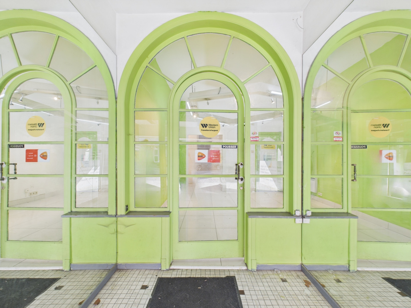 Galerie de Charmante surface commerciale à louer à Verviers