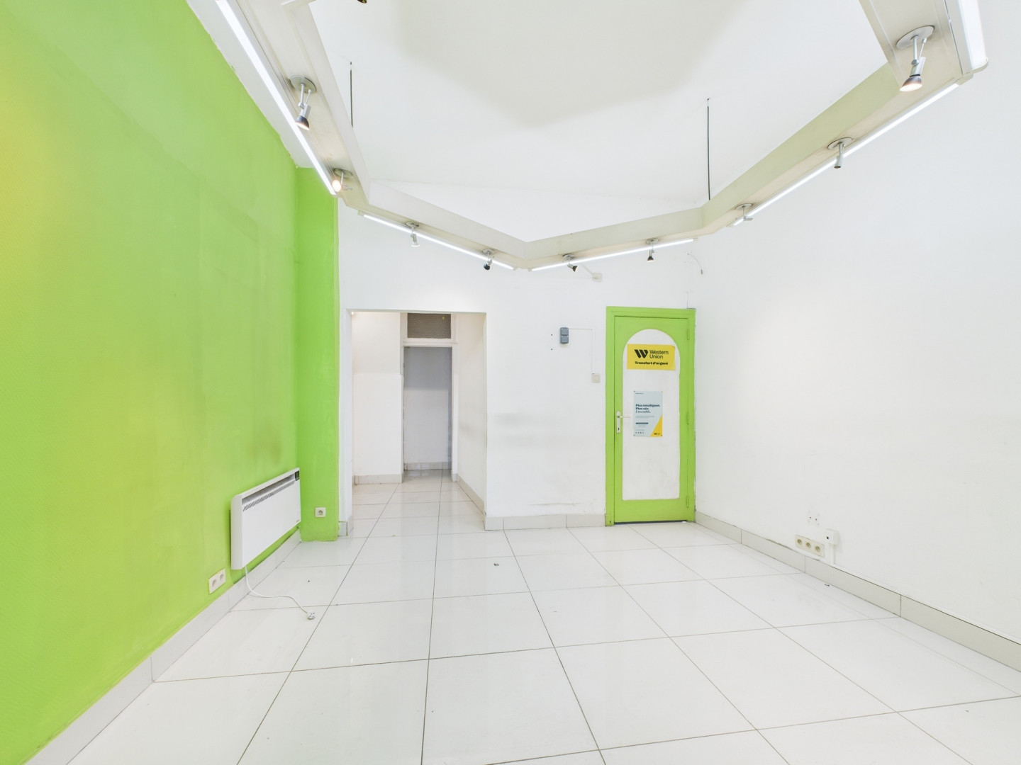 Galerie de Charmante surface commerciale à louer à Verviers