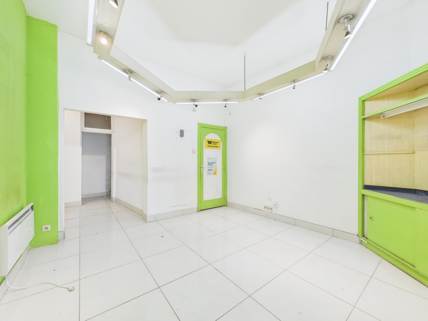 Galerie de Charmante surface commerciale à louer à Verviers