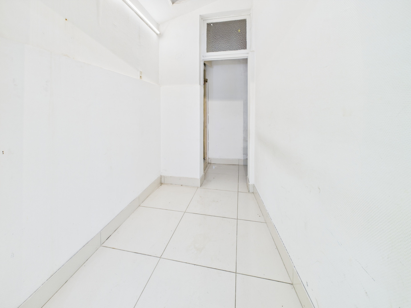 Galerie de Charmante surface commerciale à louer à Verviers