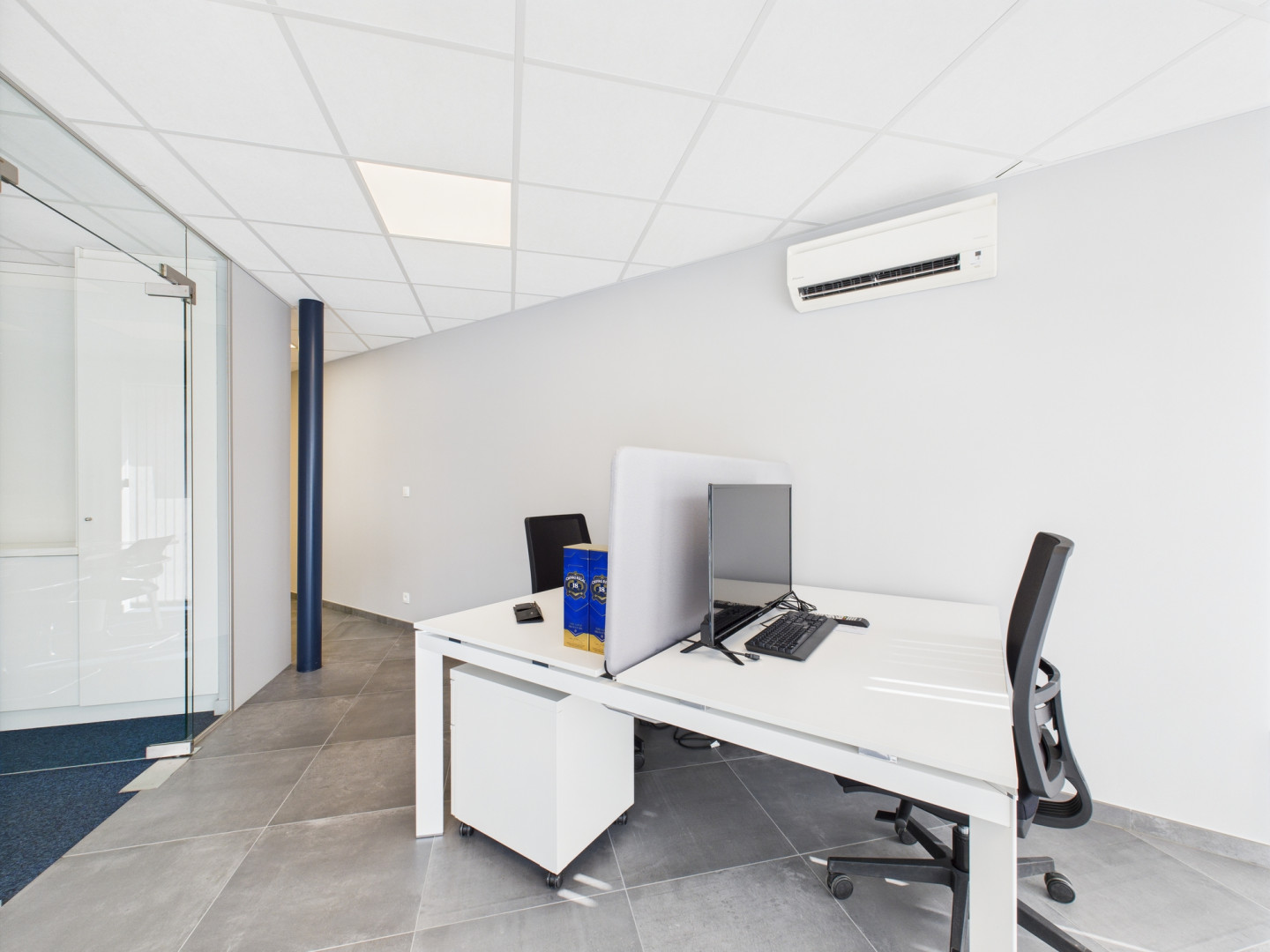 Galerie de Bureaux à louer à Tiège