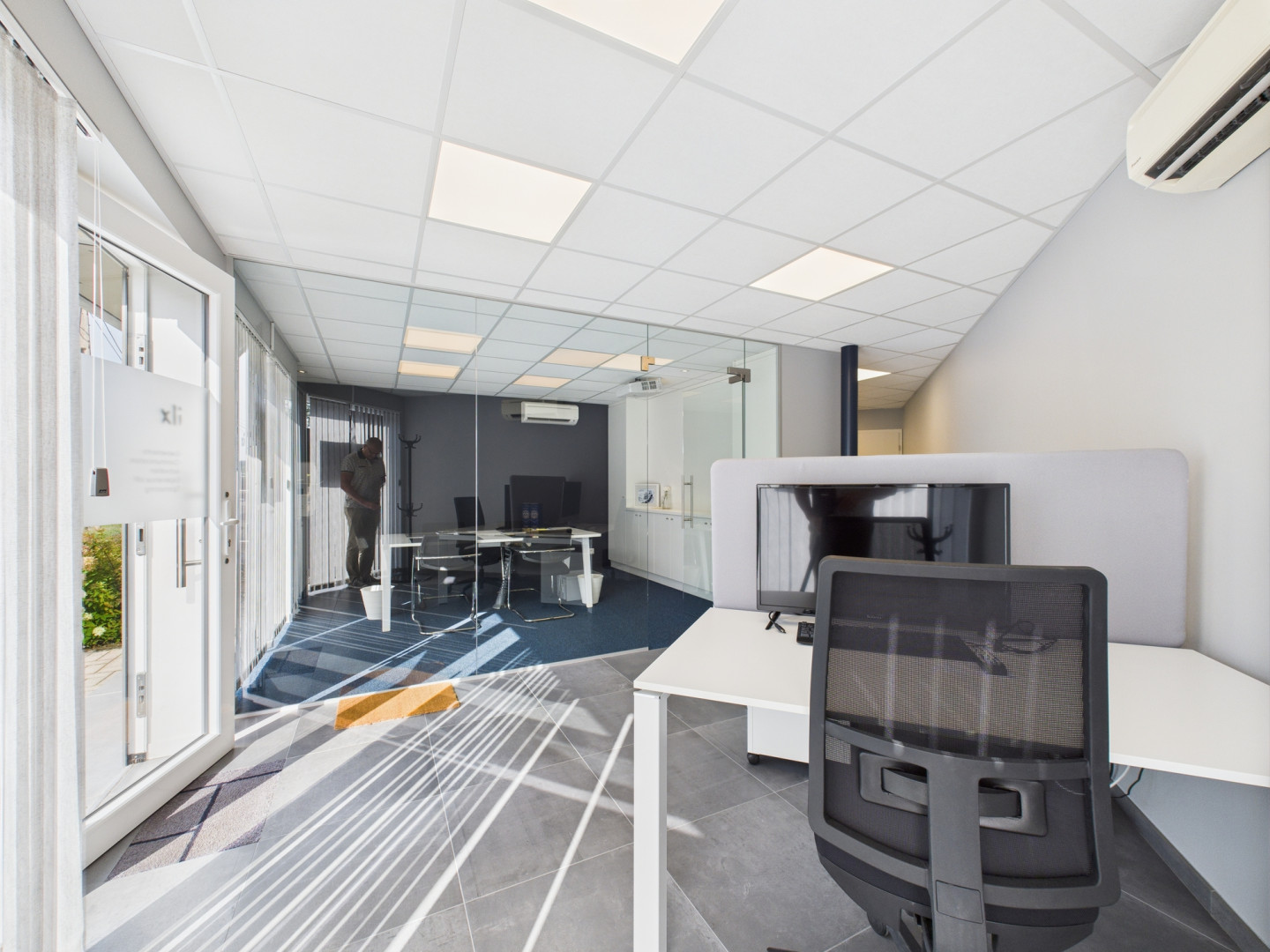 Galerie de Bureaux à louer à Tiège