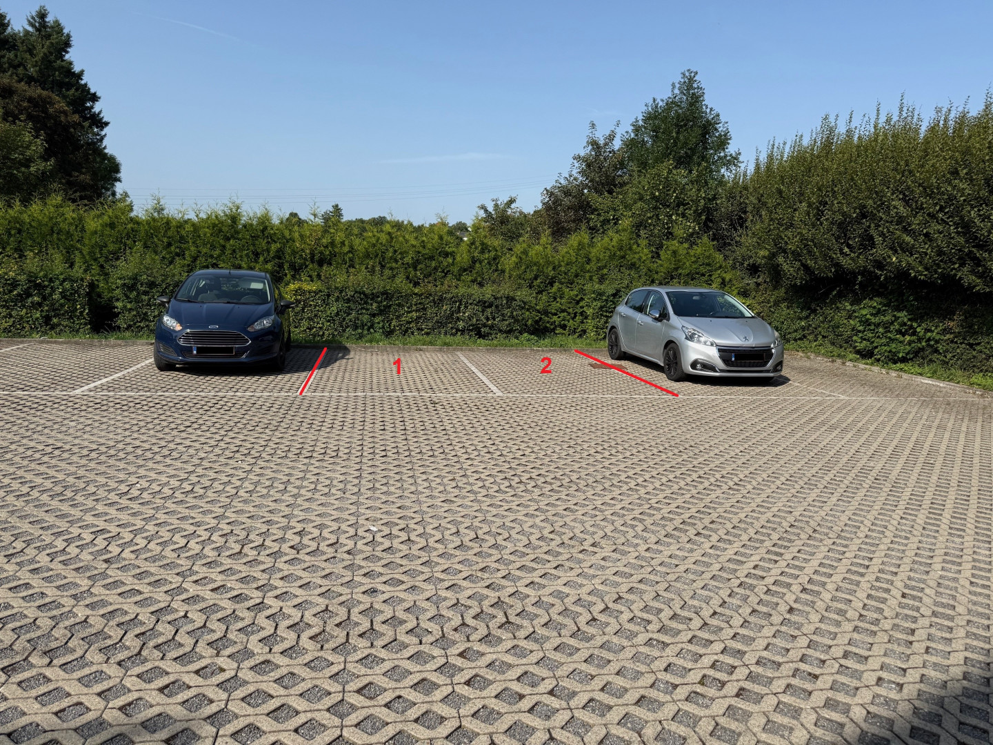 Galerie de Bureaux à louer à Tiège