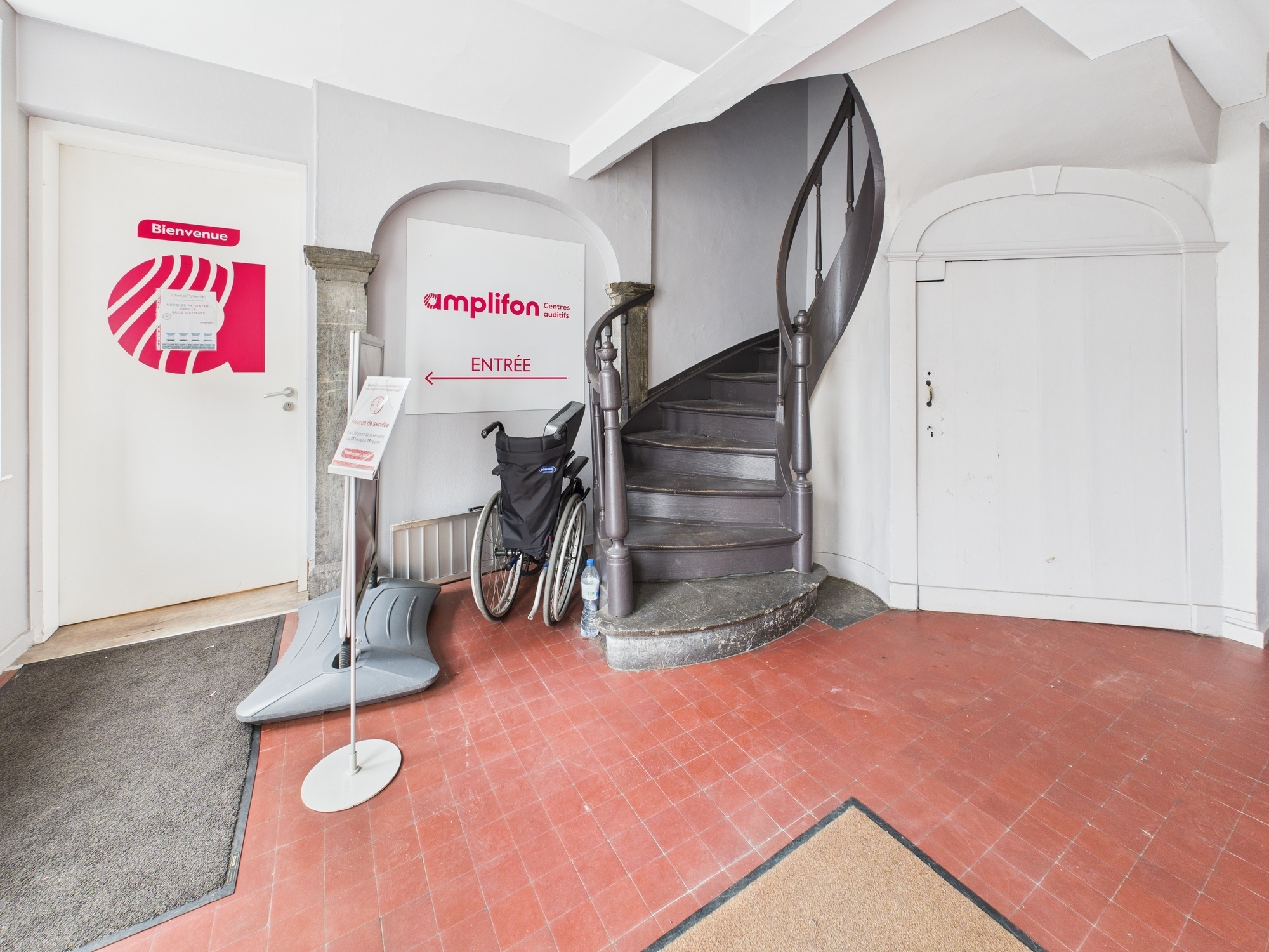 Galerie de Trois spacieux bureaux à louer à Heusy