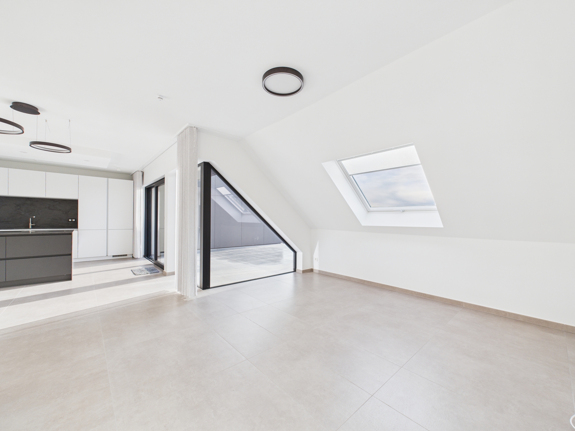Galerie de 4.2 BT16 Splendide appartement 2 chambres à Balmoral