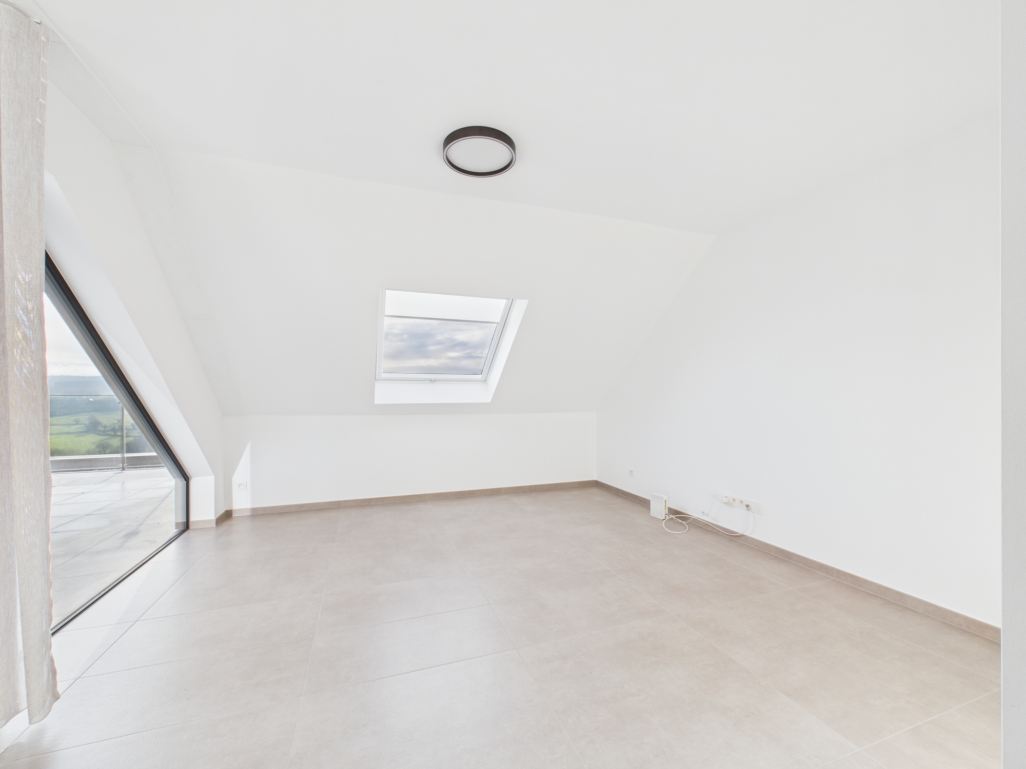 Galerie de 4.2 BT16 Splendide appartement 2 chambres à Balmoral