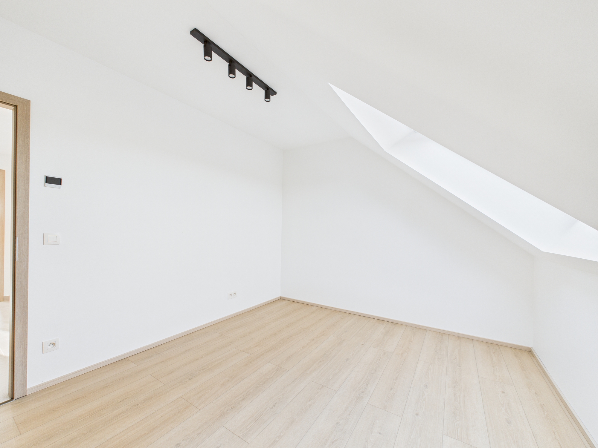 Galerie de 4.2 BT16 Splendide appartement 2 chambres à Balmoral