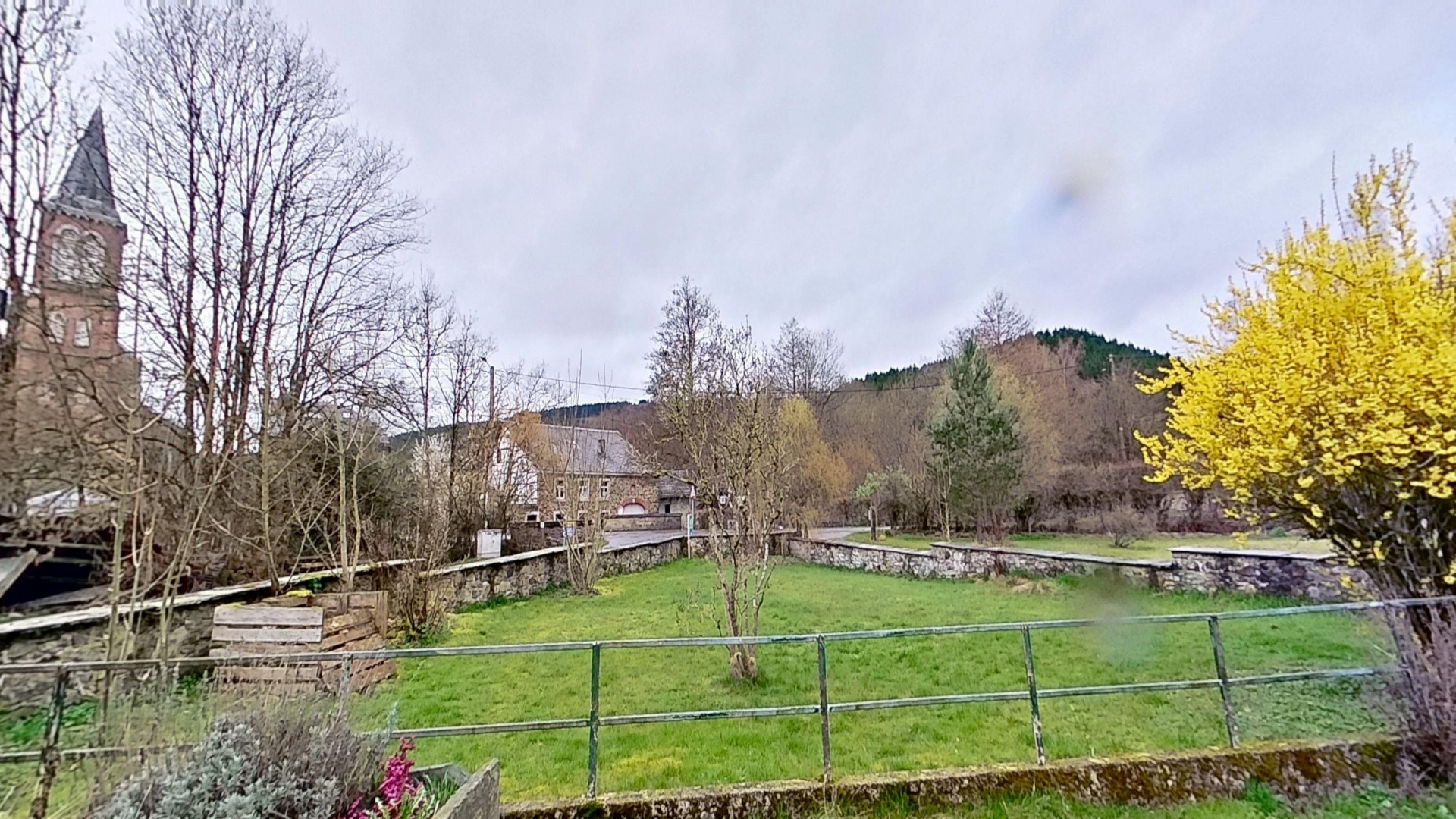 Galerie de Magnifique maison à louer à Stoumont