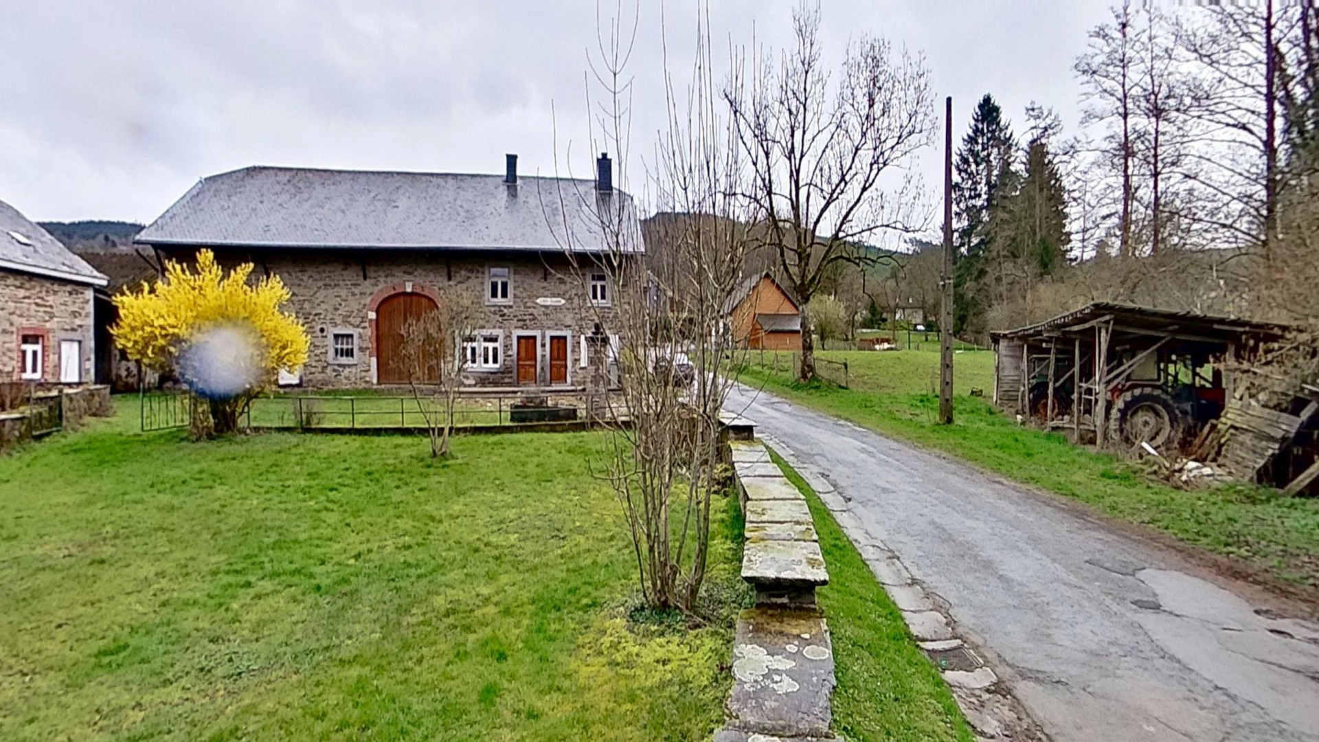 Galerie de Magnifique maison à louer à Stoumont