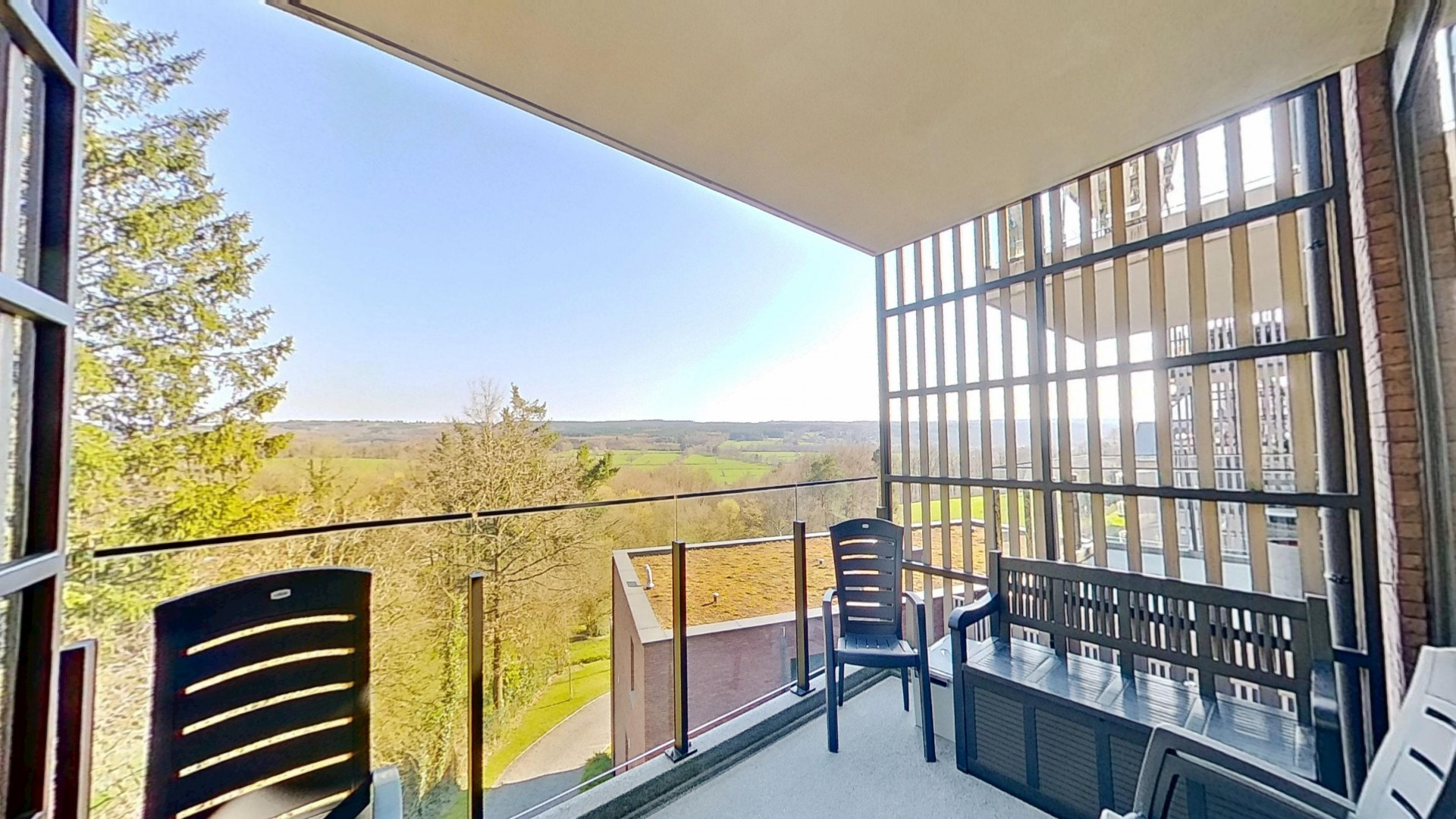 Galerie de L 2321 Appartement 2 ch dans la résidence : Les Crêtes de Balmoral!