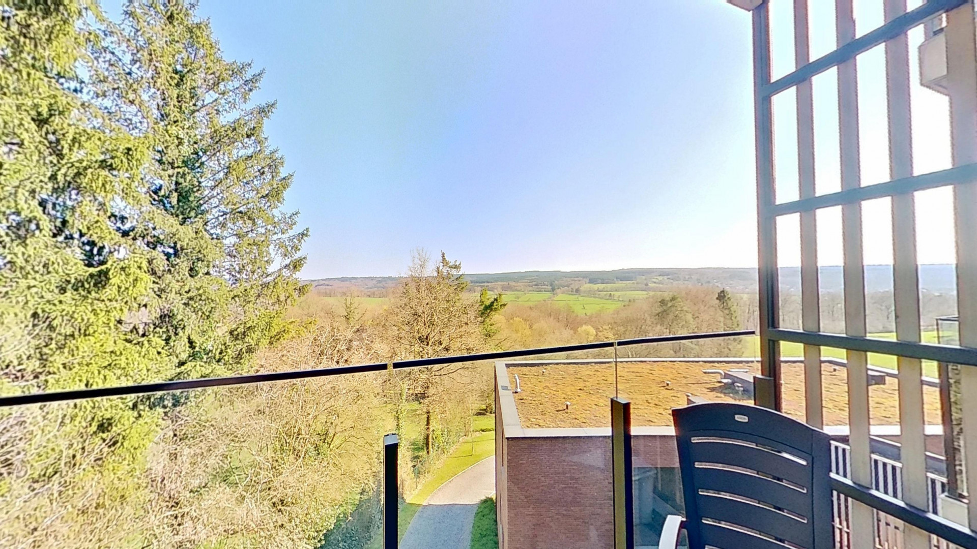 Galerie de L 2321 Appartement 2 ch dans la résidence : Les Crêtes de Balmoral!