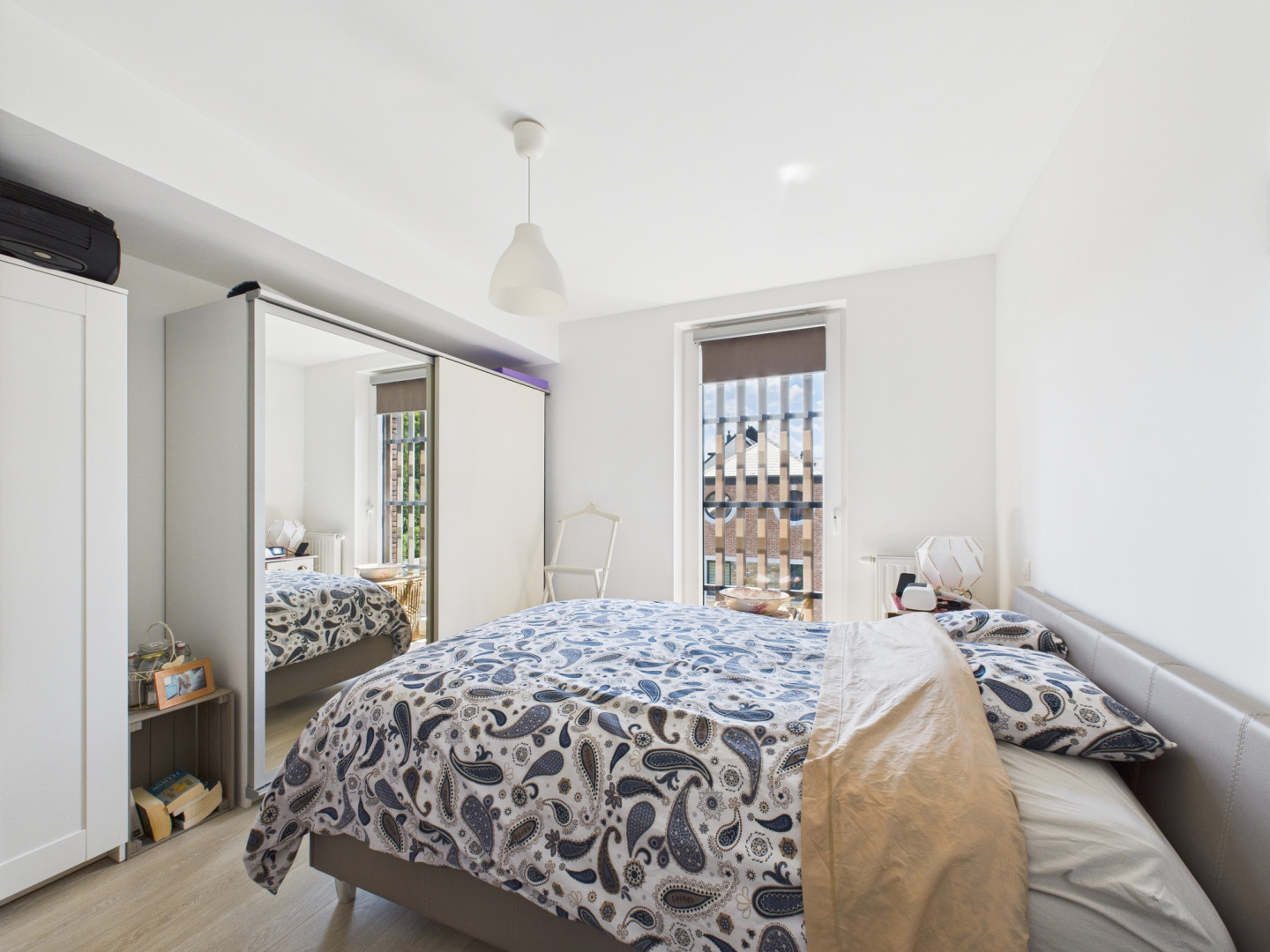 Galerie de L 2327 Magnifique appartement 2 chambres à Balmoral