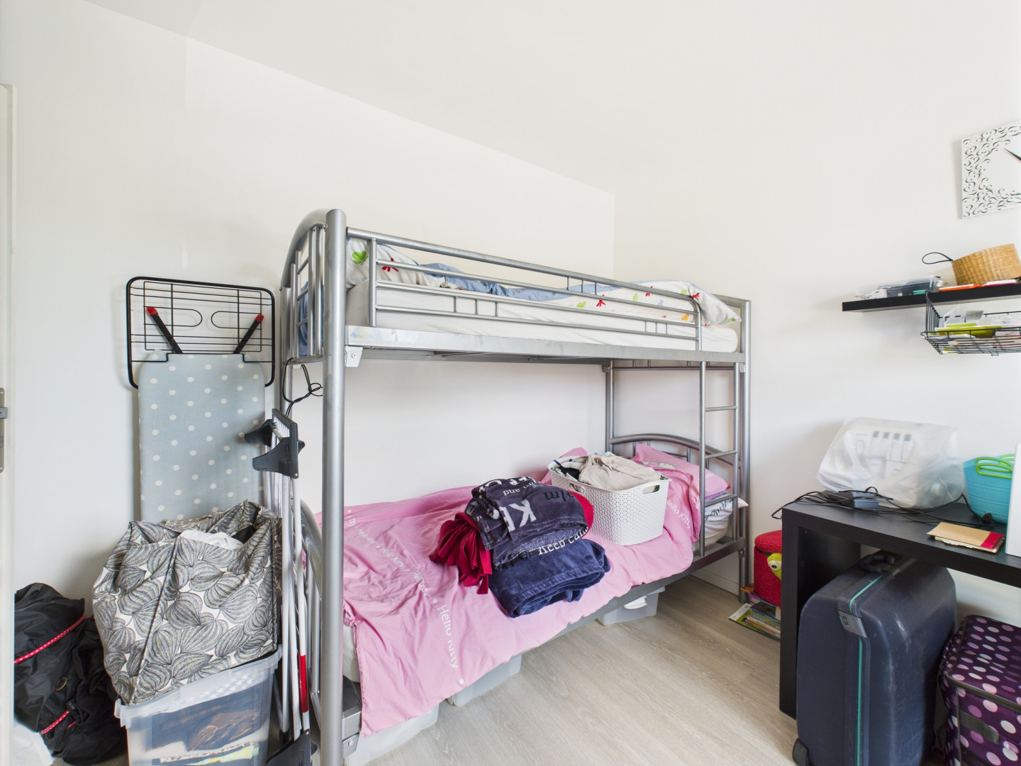 Galerie de L 2327 Magnifique appartement 2 chambres à Balmoral