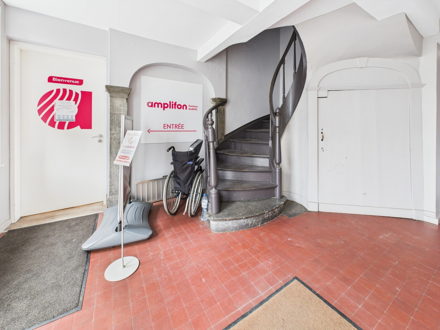 Galerie de Trois spacieux bureaux à louer à Heusy