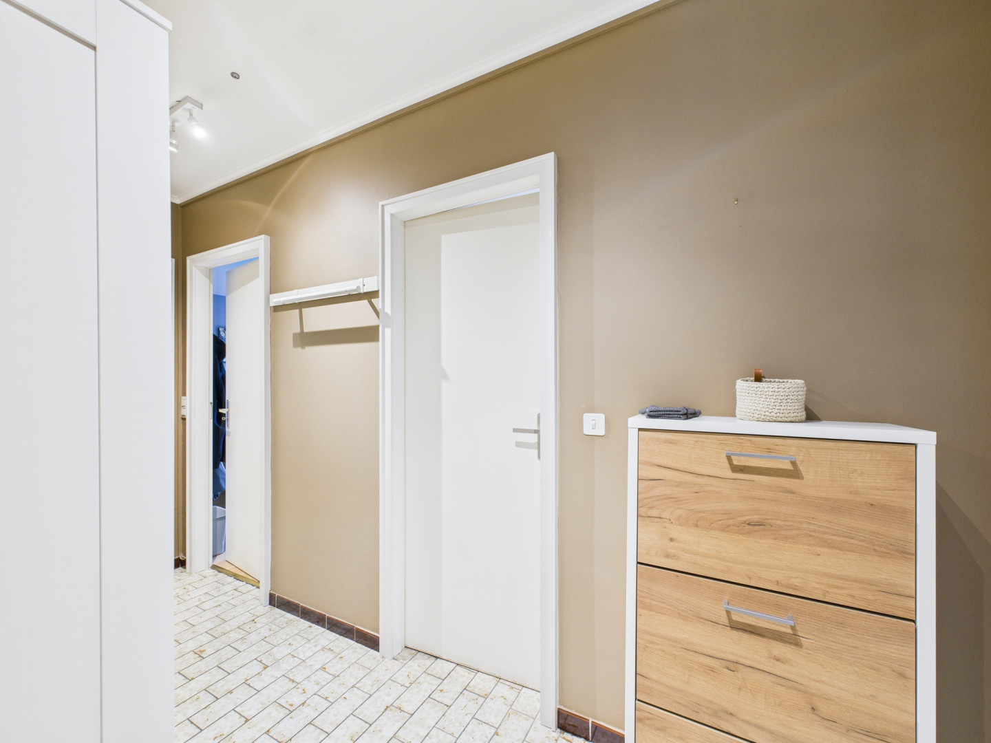 Galerie de HEUSY, avenue du Chêne - Bel appartement 1 chambre avec Balcon