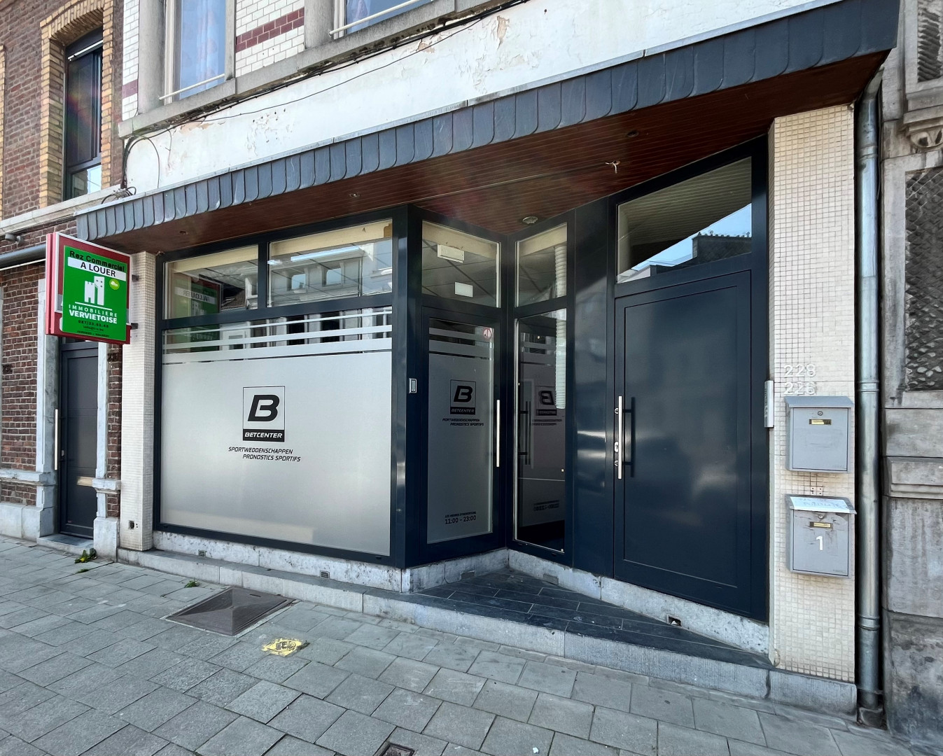 Galerie de Agréable surface commerciale à Louer à Heusy