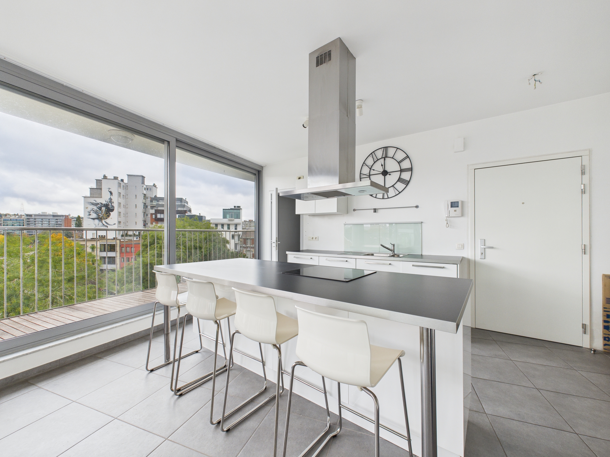 Galerie de Magnifique appartement idéalement situé à Liège