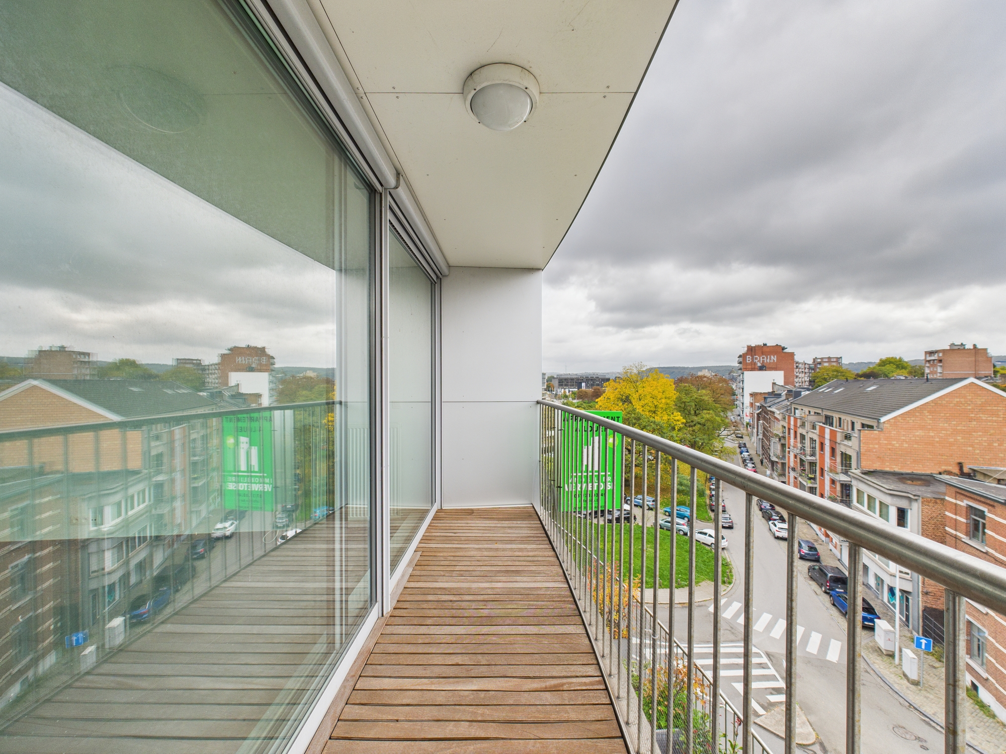 Galerie de Magnifique appartement idéalement situé à Liège