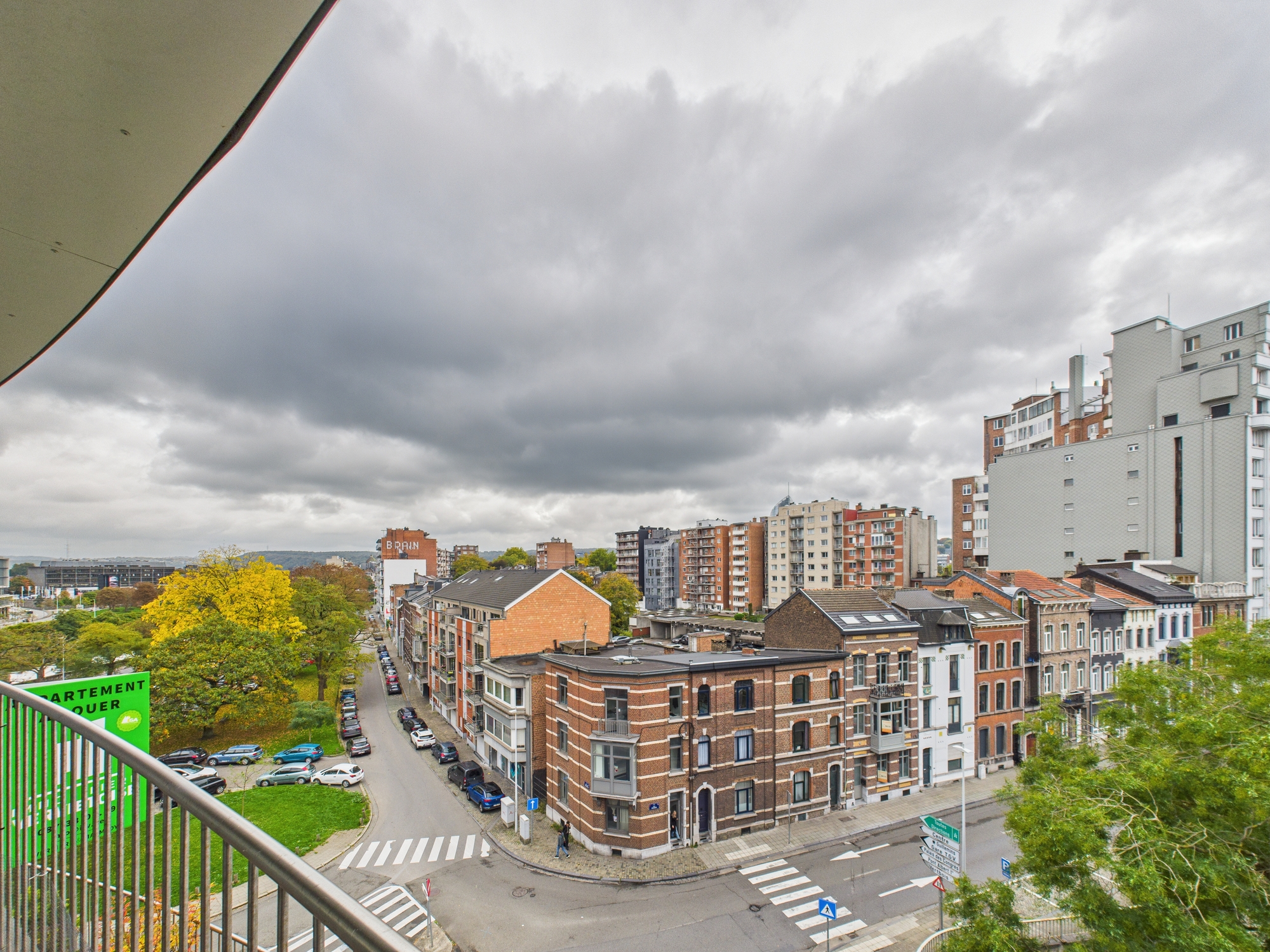 Galerie de Magnifique appartement idéalement situé à Liège