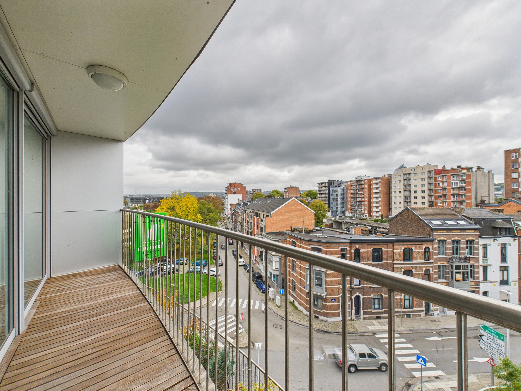 Galerie de Magnifique appartement idéalement situé à Liège