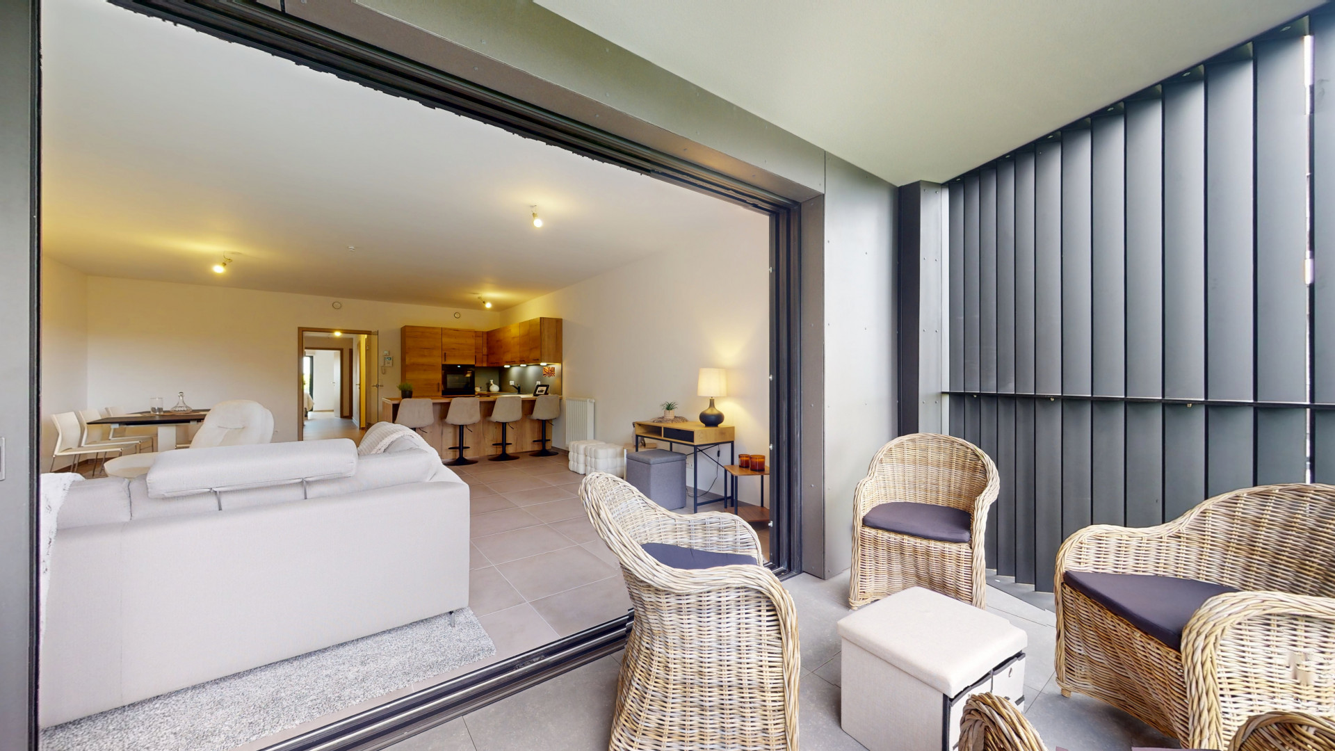 Galerie de Superbe appartement à louer à Balmoral