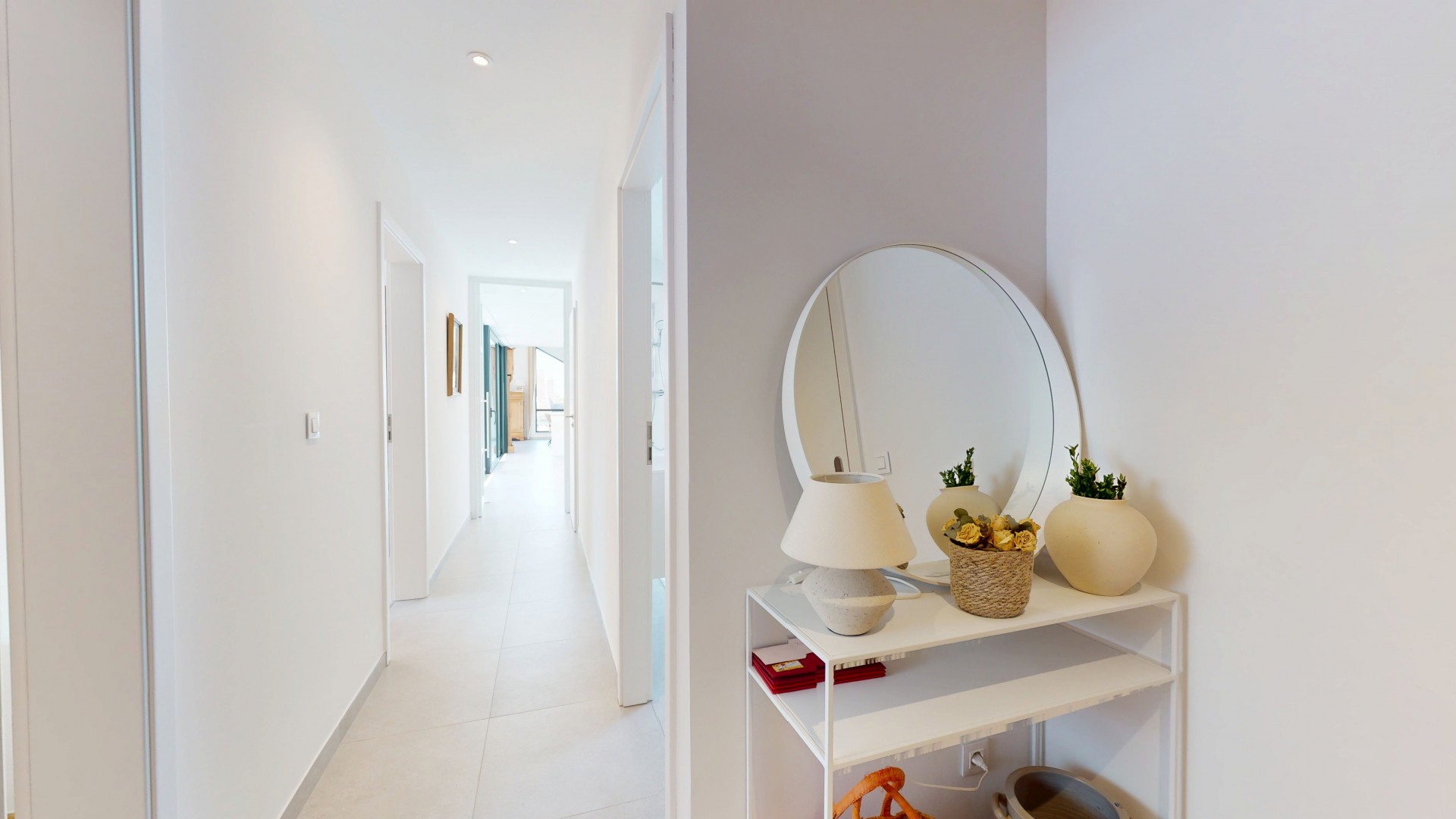 Galerie de Magnifique Penthouse neuf