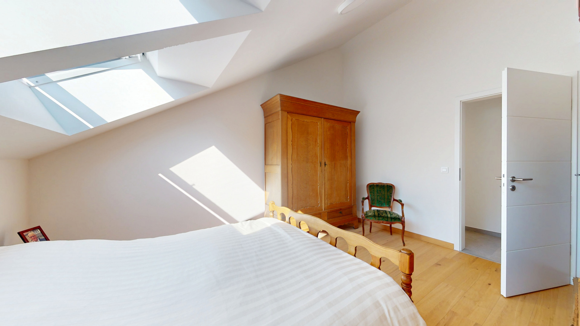 Galerie de Magnifique Penthouse neuf