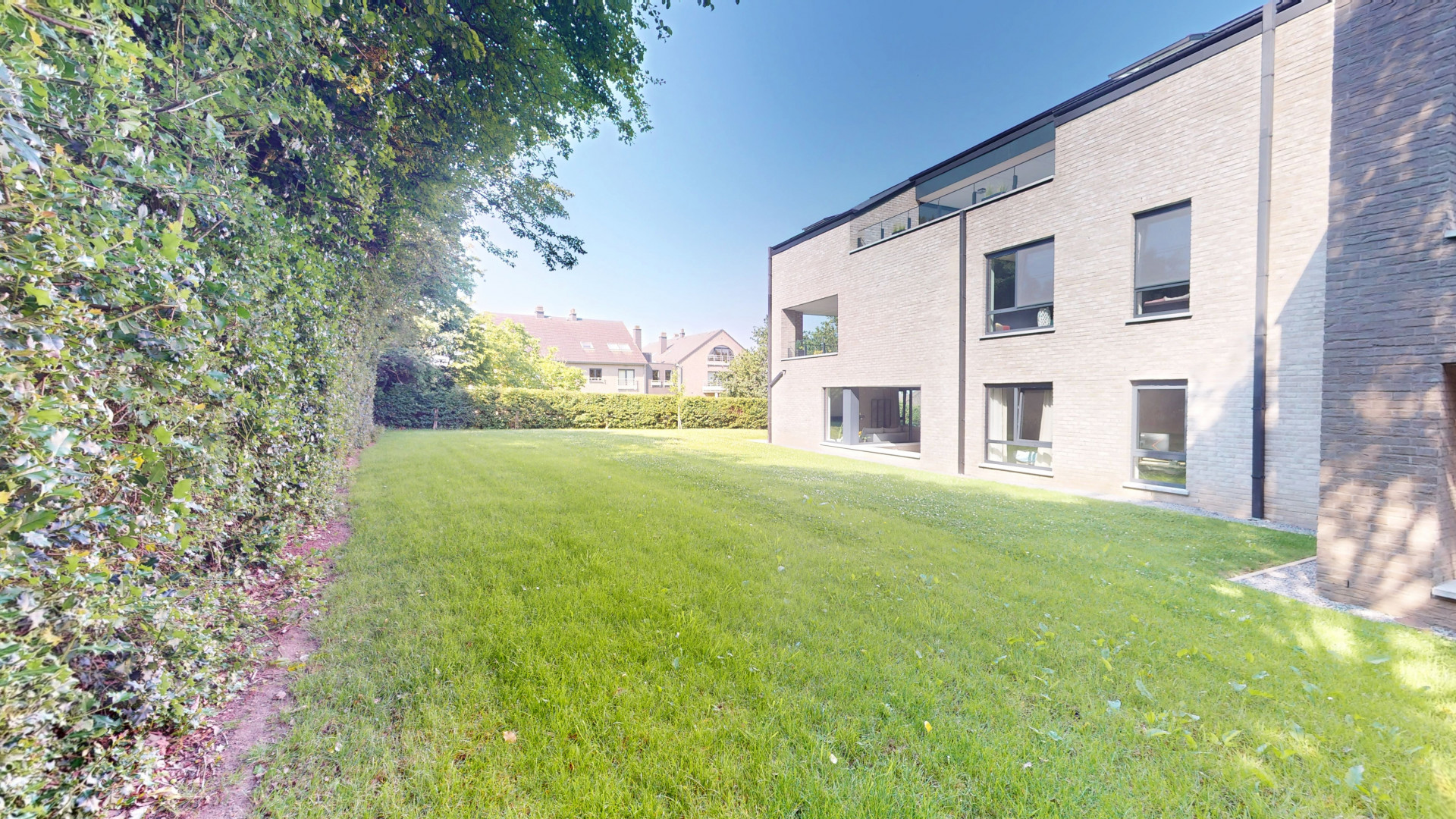 Galerie de Magnifique Penthouse neuf